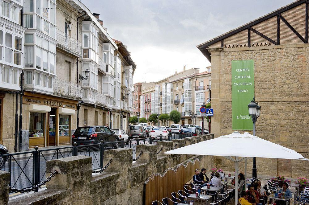 Apartamentos Turisticos Los Zapatos Morados 하로 외부 사진