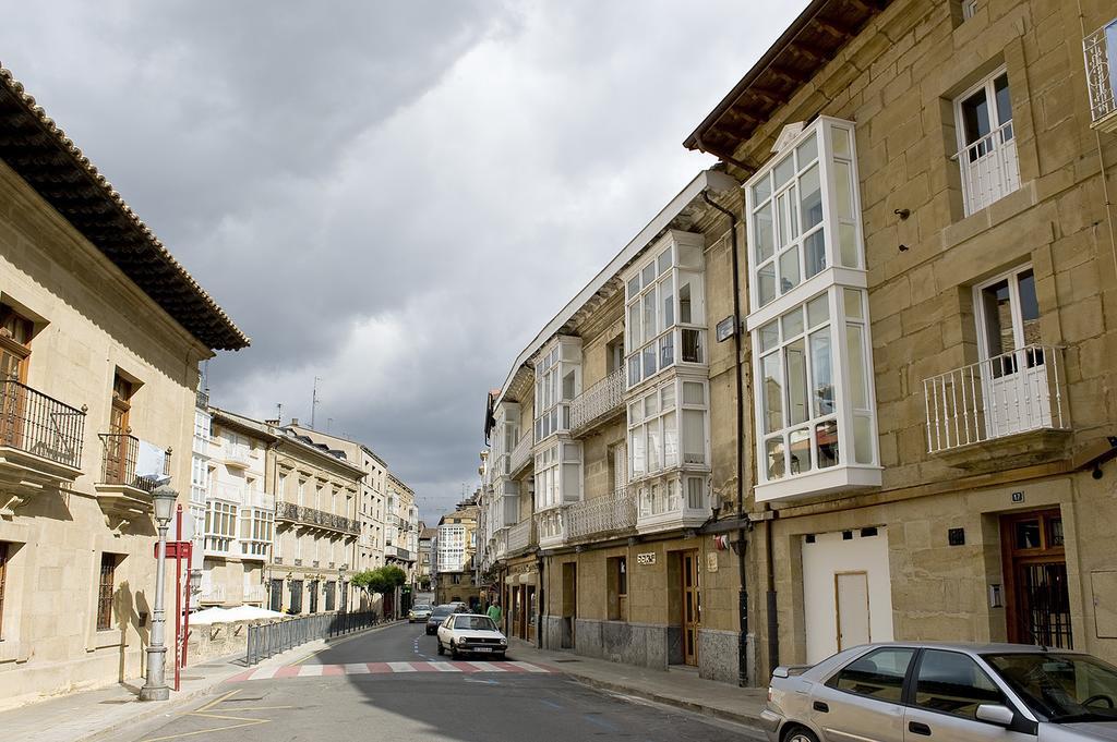 Apartamentos Turisticos Los Zapatos Morados 하로 외부 사진